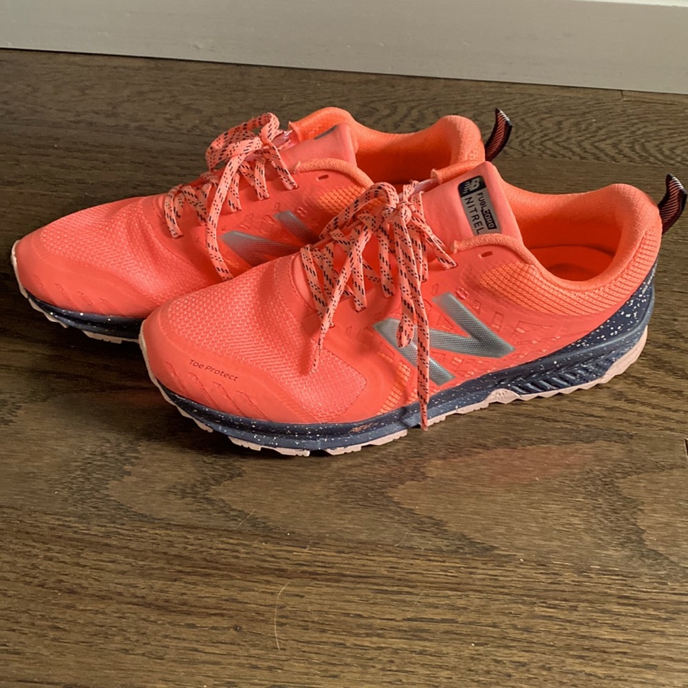 New Balance WOMANS sneakers 👟